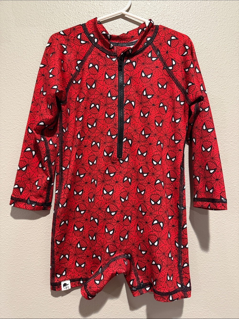George Hats Red Spider-Man Print Long-Sleeve  Rashguard Size: 4-5T